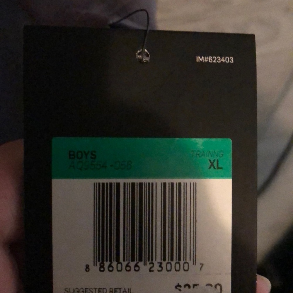 Girls Nike shirt - Picture 4 of 4